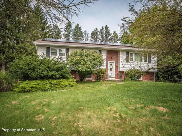 House for sale in Clarks Summit, Pennsylvania