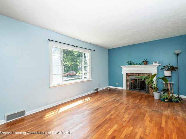 House for sale in Bailey, Michigan