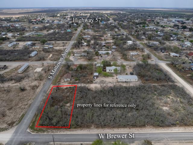 Land for sale in La Pryor, Texas
