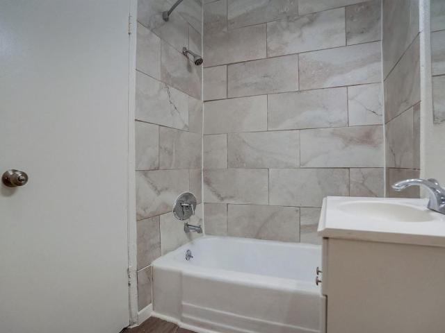 Apartment for rent in Inglewood, California