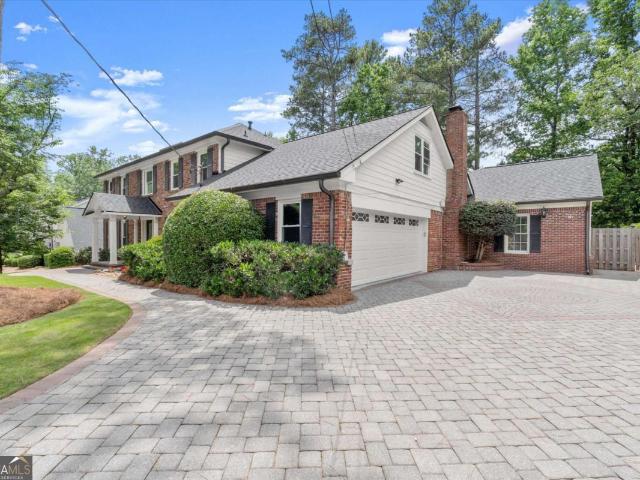 House for sale in Dunwoody, Georgia