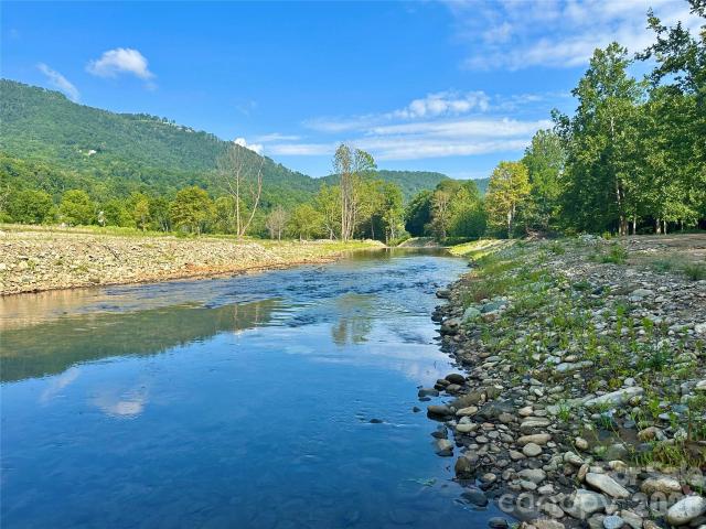 House for sale in Yancey, North Carolina