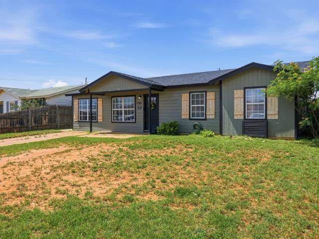 House for sale in Taylor, Texas