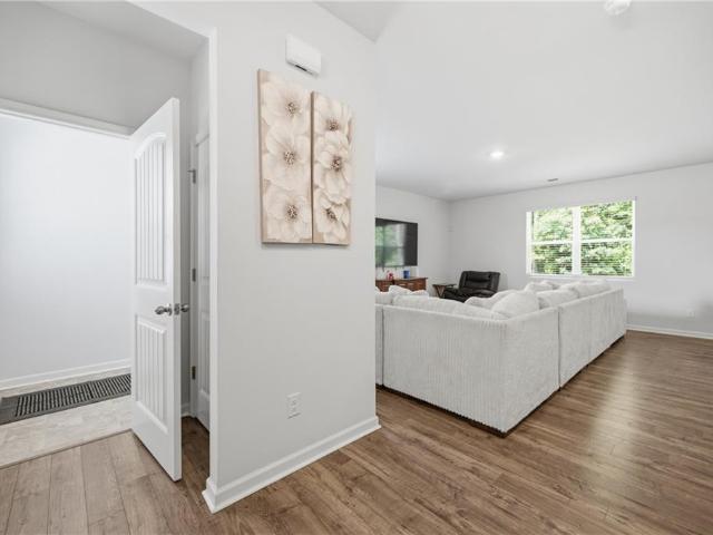 House for sale in Red Oak, Georgia