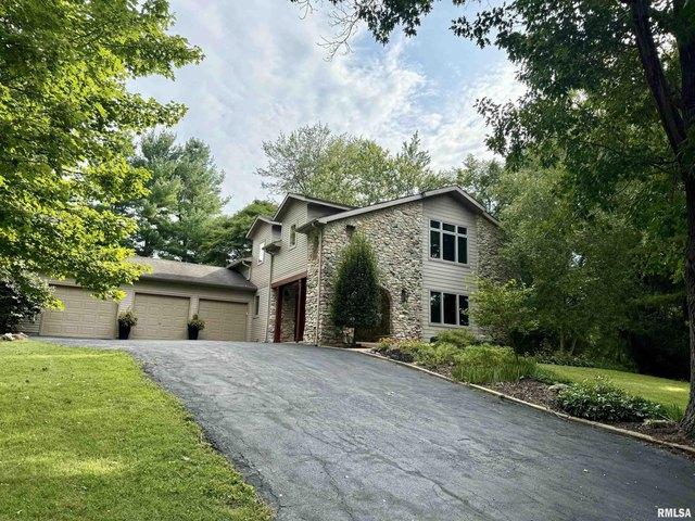 House for sale in Pleasant Plains, Illinois