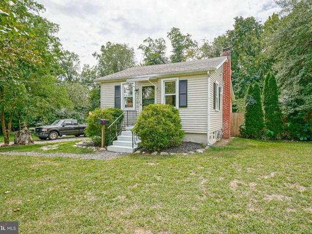 House for sale in Maple Shade Township, Burlington County