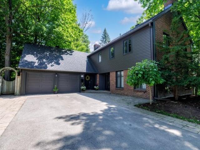 House for sale in Beaconsfield, Quebec