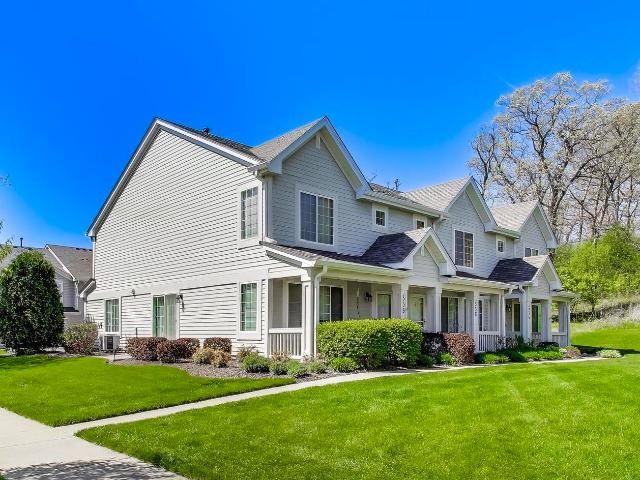 Townhouse for sale in Fox Lake, Illinois