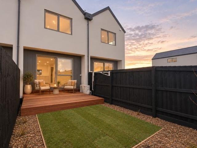 House for rent in Chaslands, Canterbury