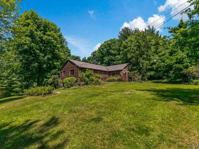 House for sale in Cortlandt Manor, New York