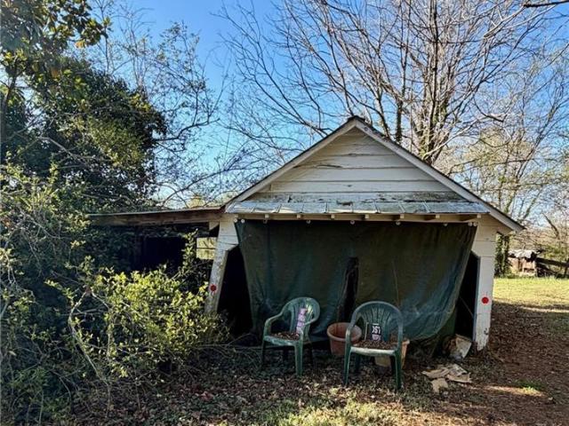 Land for sale in Davidson, North Carolina