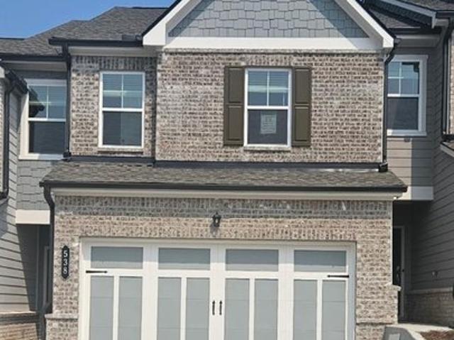 Townhouse for sale in Holly Springs, Georgia