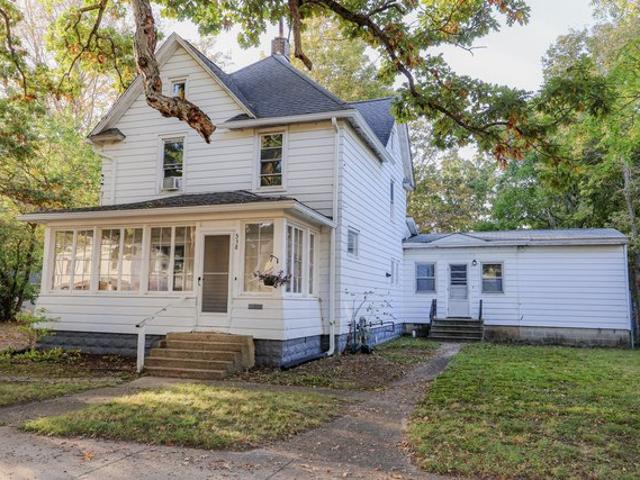 House for sale in Allegan, Allegan County