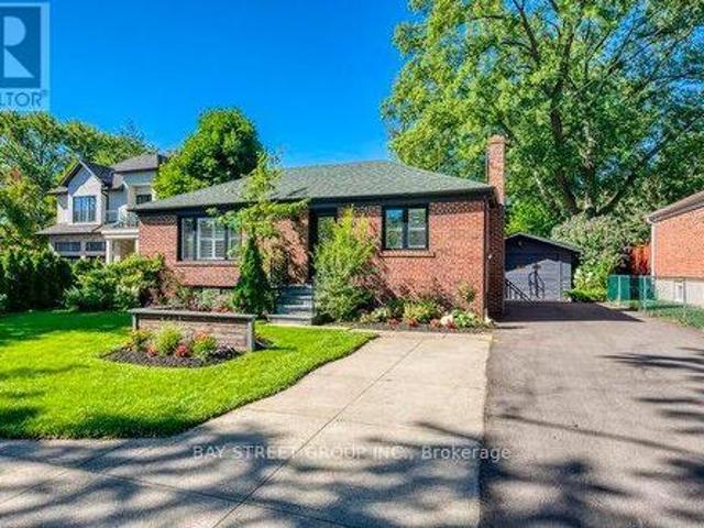 House for sale in Oakville, Ontario