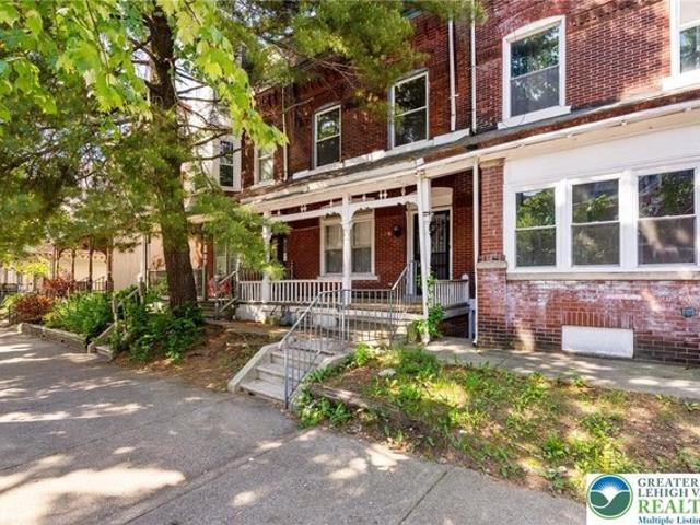 Townhouse for sale in Lehigh, Pennsylvania