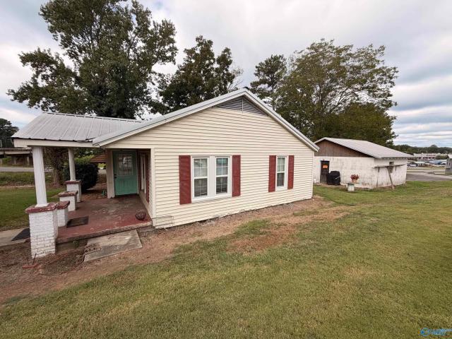 House for sale in Arab, Alabama
