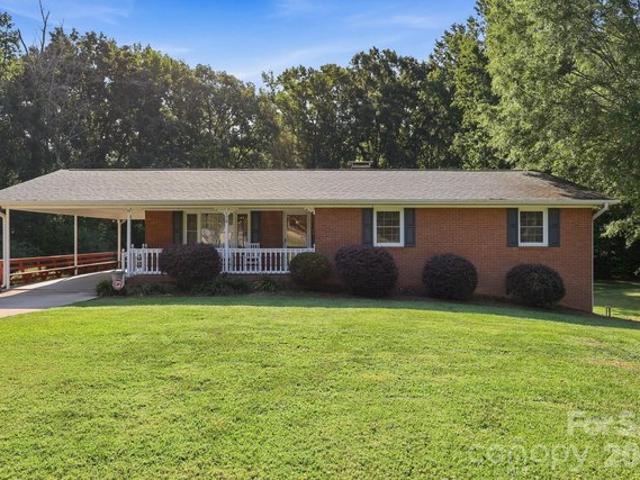House for sale in Oakboro, North Carolina