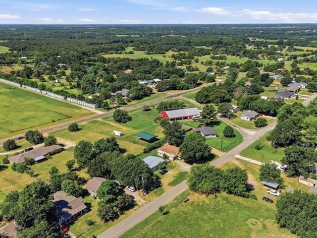 Land for sale in Collinsville, Texas
