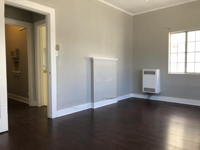 Apartment for rent in Canoga Park, California