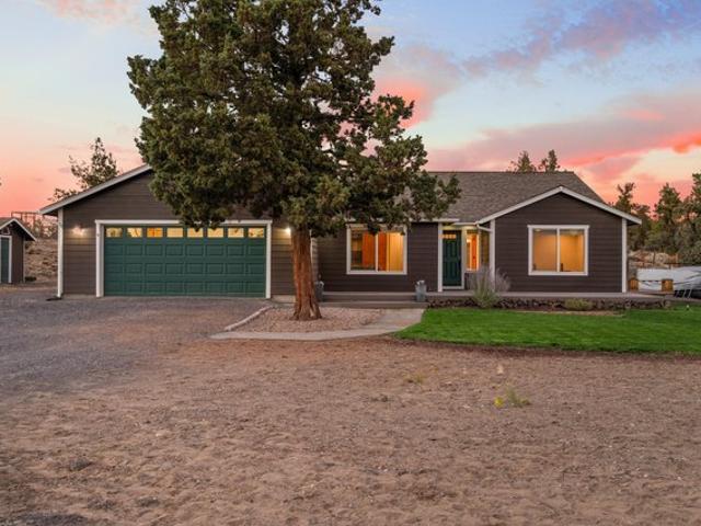 House for sale in Redmond, Deschutes County