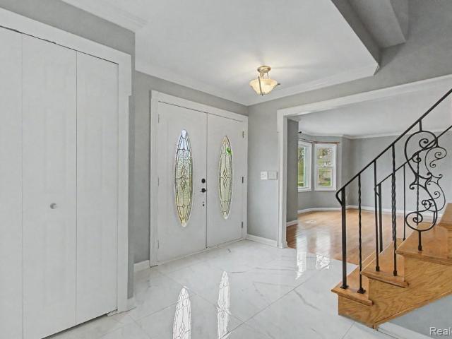 House for sale in West Bloomfield, Michigan