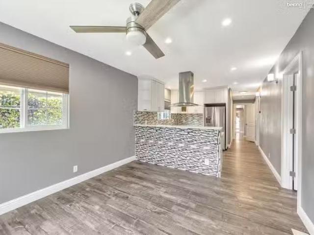 Condo for rent in Oakland