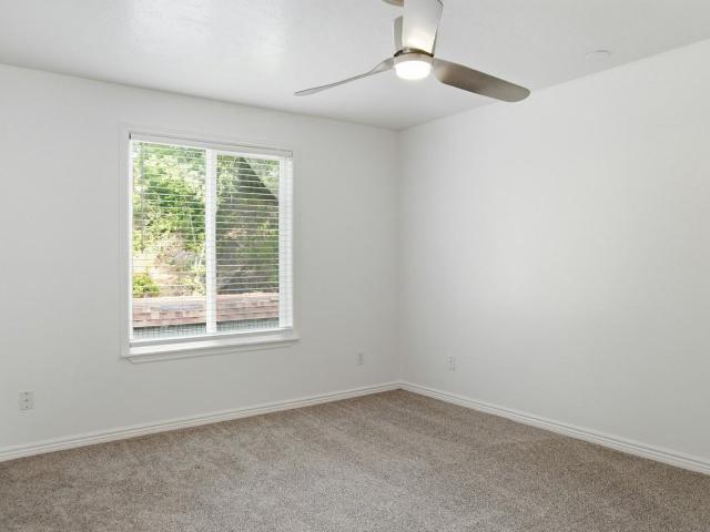 Condo for rent in Murray, Utah