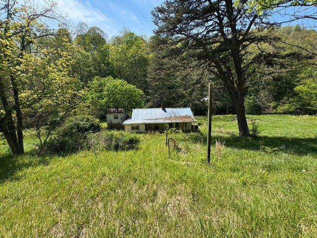 House for sale in West Virginia