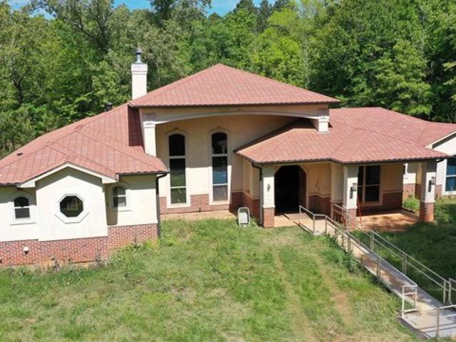 House for sale in Gilchrist, Texas
