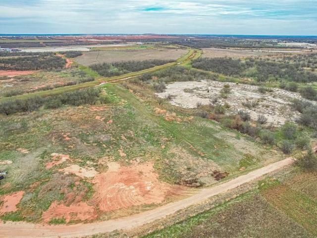Land for sale in Taylor, Texas