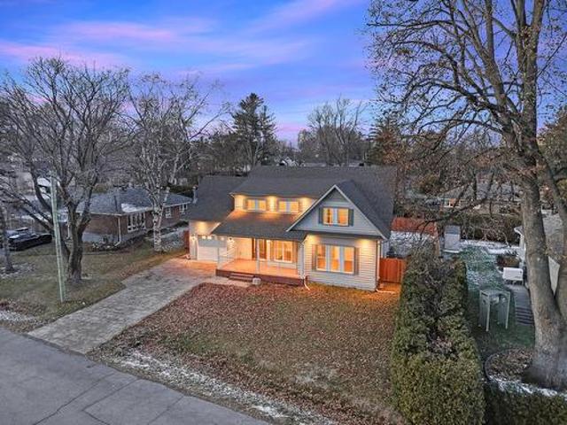 House for sale in Beaconsfield, Quebec