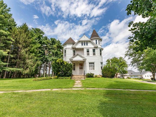 House for sale in Bloomington, Wisconsin