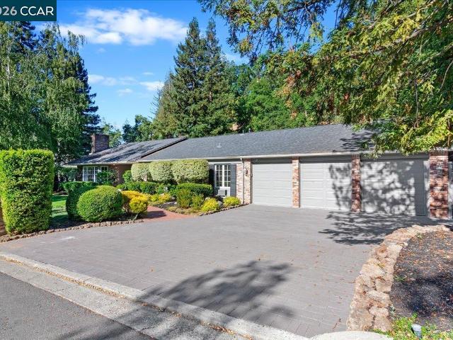 Property for rent in Orinda, California