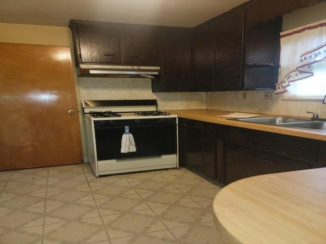 House for sale in Bay City, Michigan