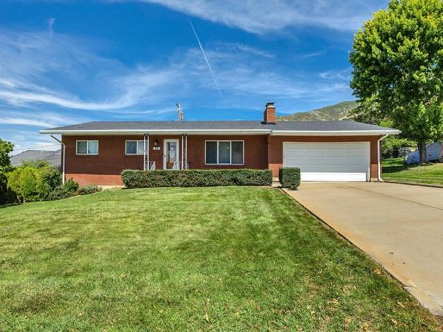 House for sale in Centerville, Davis County