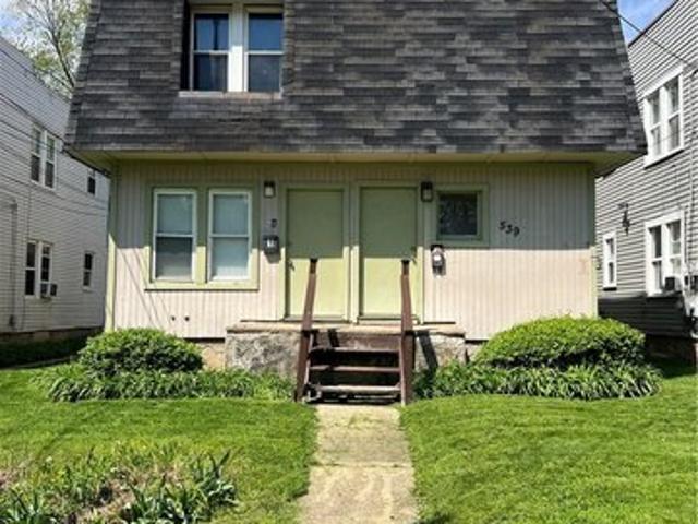 House for sale in Summit, Ohio