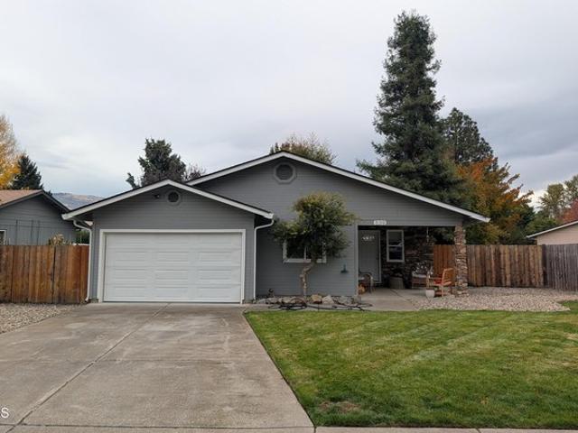 House for sale in Talent, Jackson County