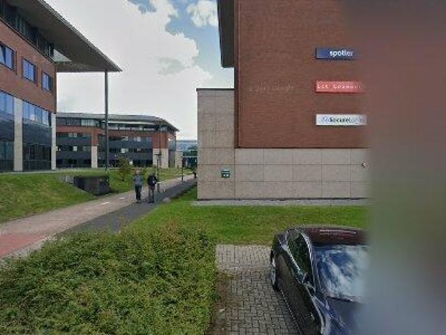Bedrijfspand te huur in Rokkeveen, Zoetermeer