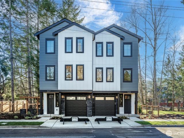 Townhouse for sale in Issaquah, Washington