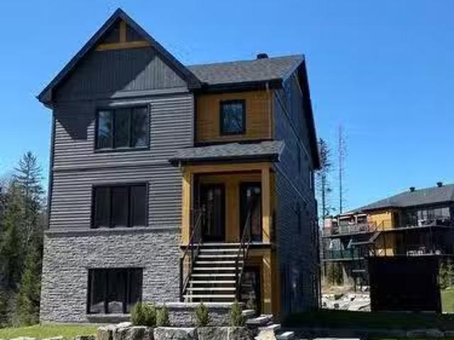 House for rent in Laurentides, Quebec