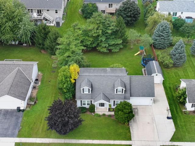 House for sale in Twin Lakes, Kenosha County