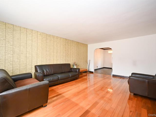 House for sale in Queens, Arverne