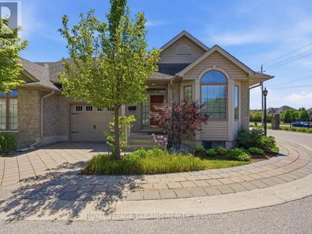 Townhouse for sale in Arva, Ontario