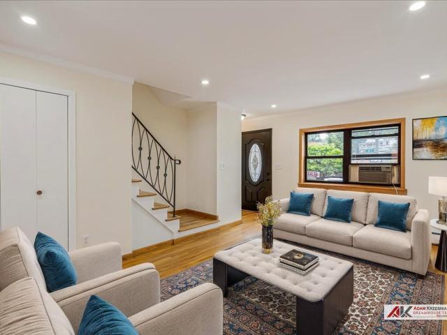 House for sale in Queens, Arverne