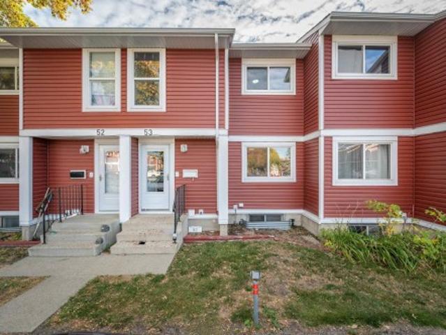 Townhouse for sale in Homesteader, Edmonton
