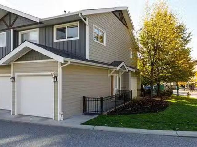 House for sale in Winfield, British Columbia