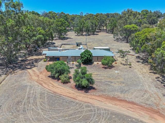 House for sale in Bakers Hill, Western Australia