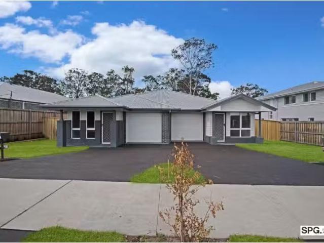 Condo for rent in Chisholm, Newcastle-Maitland