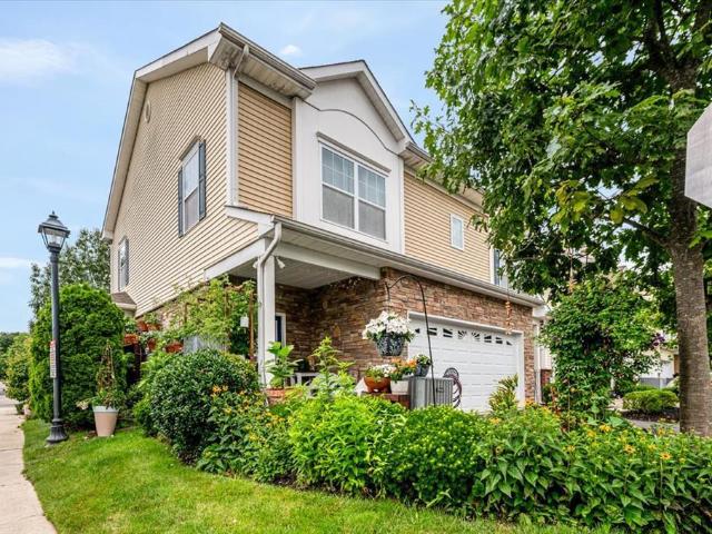 Condo for sale in Patchogue