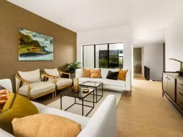 Apartment for sale in Whangaparaoa